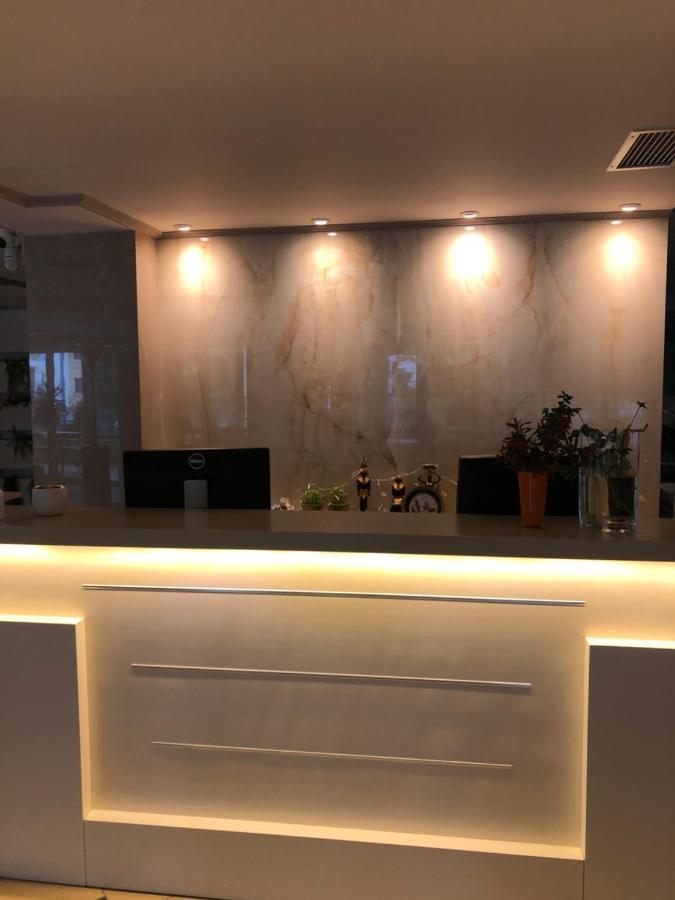 Lyden Hotel Голем Экстерьер фото