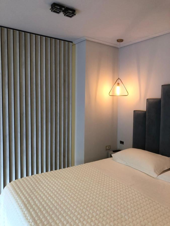 Lyden Hotel Голем Экстерьер фото