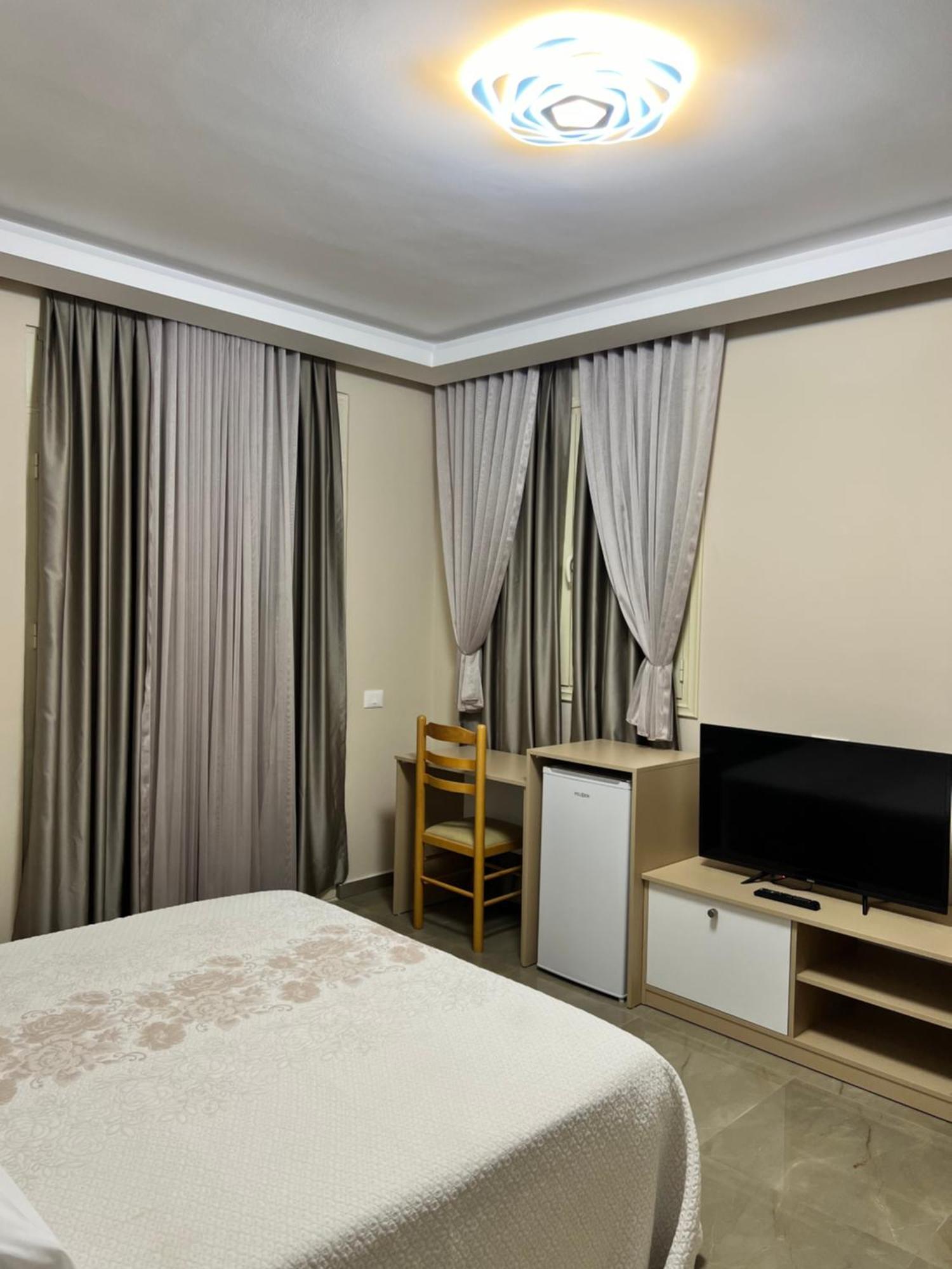 Lyden Hotel Голем Экстерьер фото
