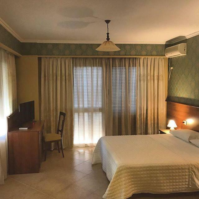 Lyden Hotel Голем Экстерьер фото